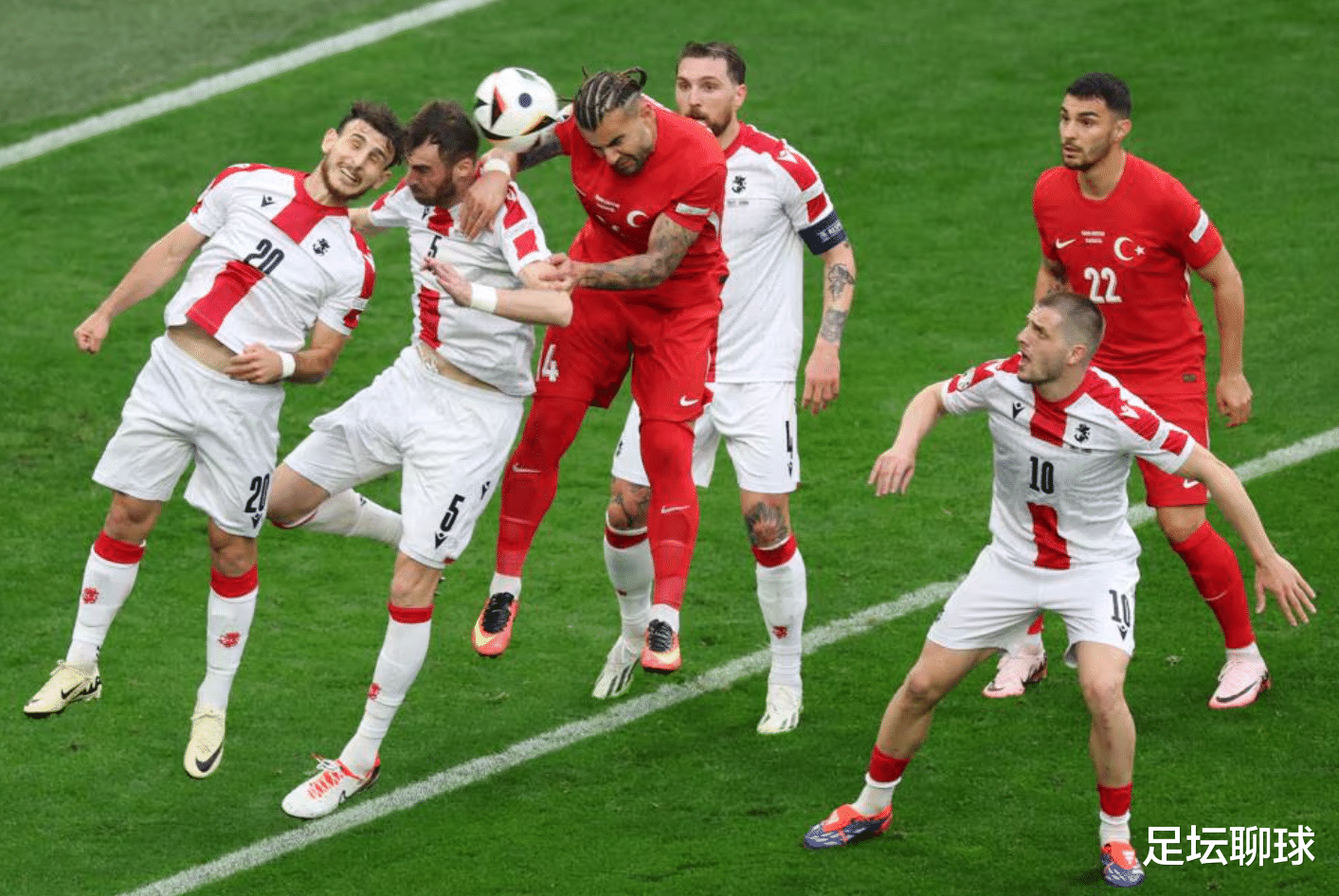 包含激战之夜！欧洲杯掀开挑战传奇大幕的词条