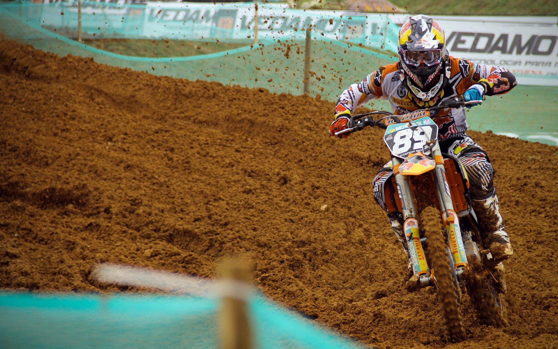 佩德里，绿茵场上的绝对统治者—秘鲁绝杀澳大利亚背后的无争议全场最佳